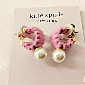 kate spade- Francesca- Raffia & Pearl Mini Hoop Stud Earrings- Pink
Multi- NWT